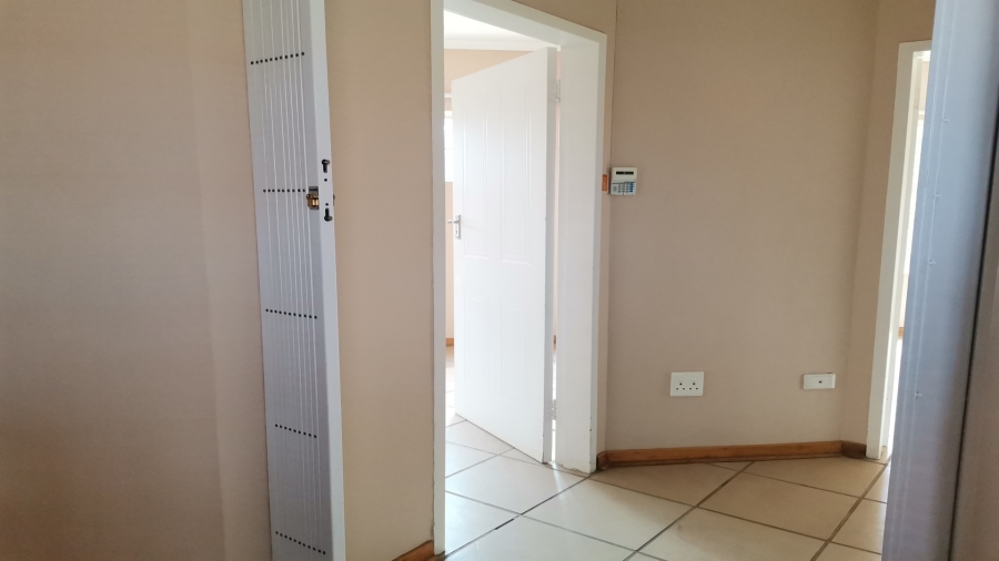 2 Bedroom Property for Sale in Potchefstroom North West